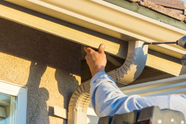 Aluminum Rain Gutter Service in Decatur